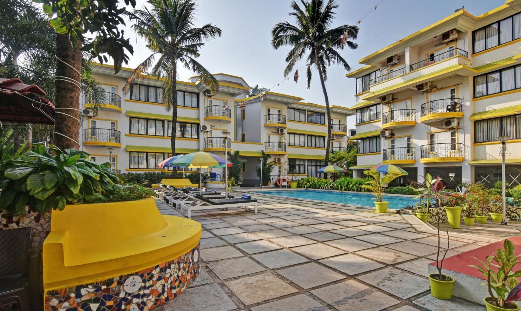Santa Monica Resort Calangute Esterno foto